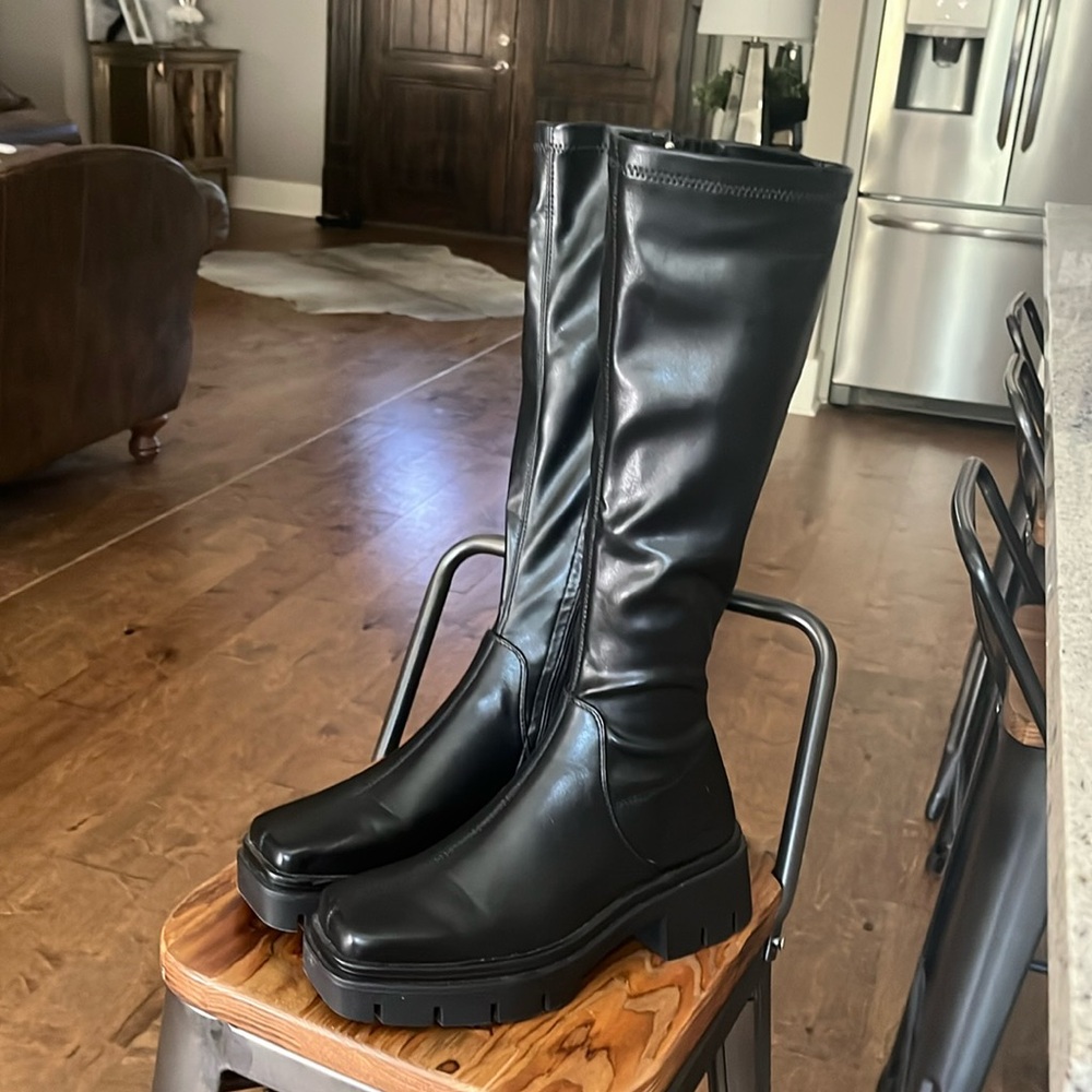 Vivianly Platform Tall Boots NEW! Size 38 (8)